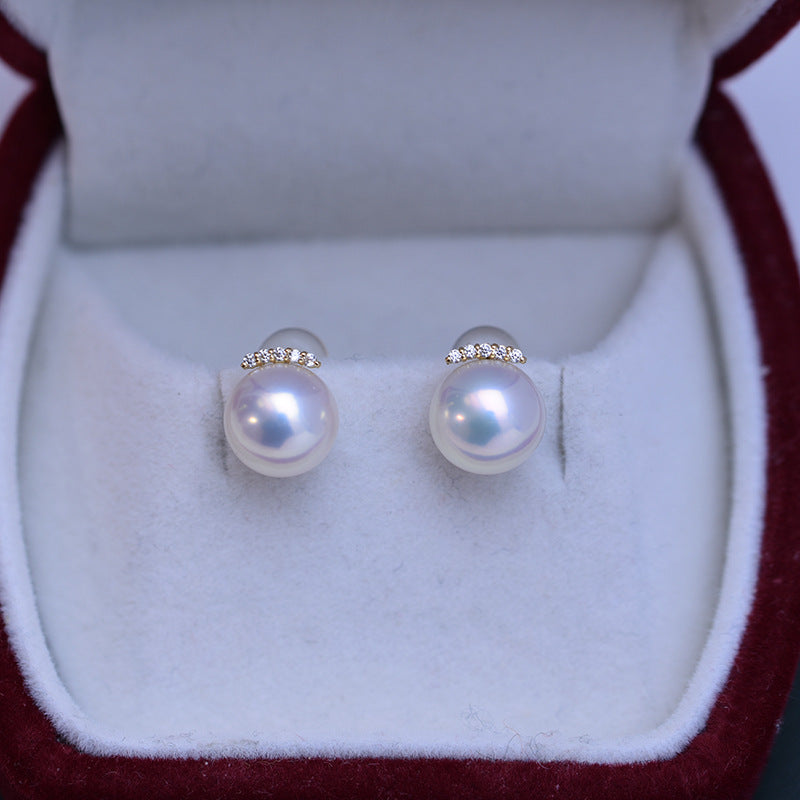 Women's Fashion Simple White Perfect Circle Pearl Stud Earrings