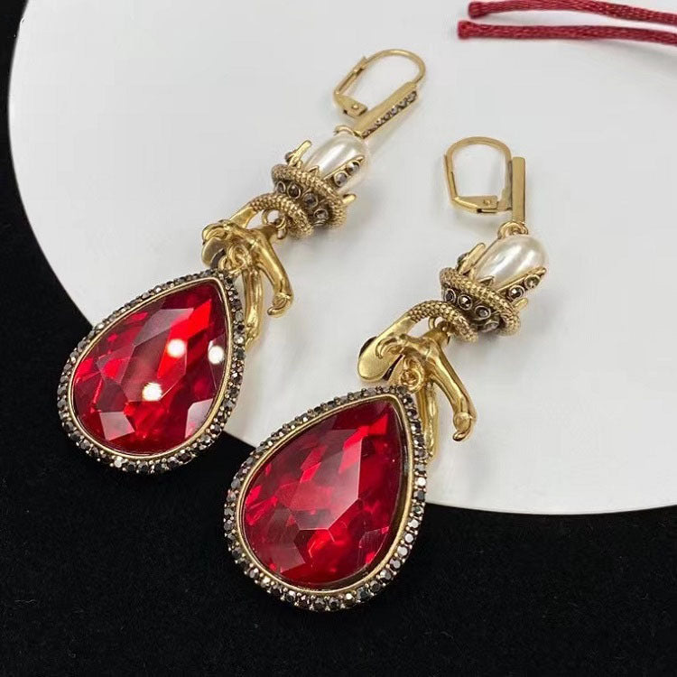 Women's Pearl Rhinestone With Ruby Earrings