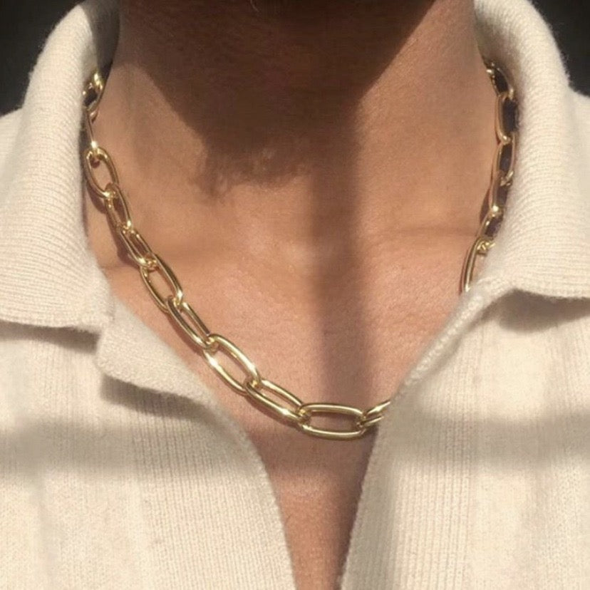 Woman’s Necklace