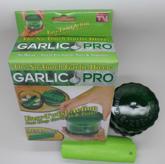 Kitchen gadgets garlic peeler